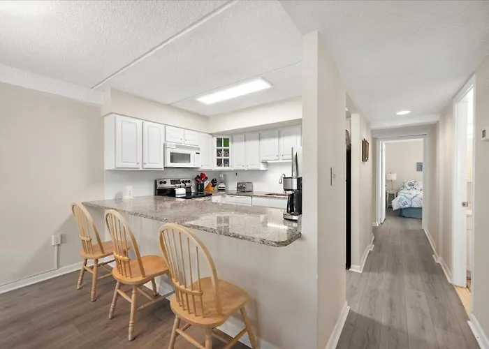 Ferienhaus Gorgeous 3 Bedroom Atlantis Oceanfront With Pool!