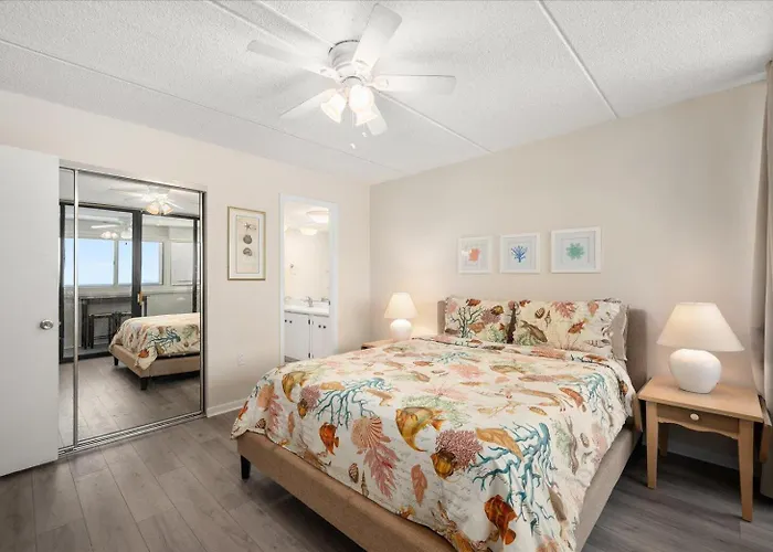 Gorgeous 3 Bedroom Atlantis Oceanfront With Pool! Ferienhaus