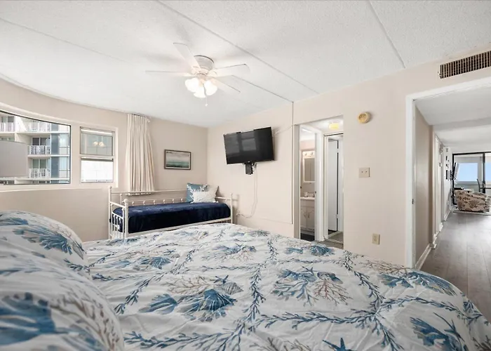 Gorgeous 3 Bedroom Oceanfront With Pool! Hébergement de vacances Ocean City