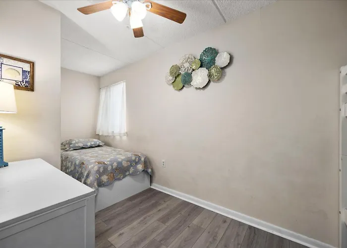 Gorgeous 3 Bedroom Atlantis Oceanfront With Pool! Ferienhaus *